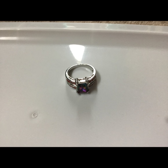 925 filled Rainbow Topaz Radiant Cut Ring - Picture 6 of 6